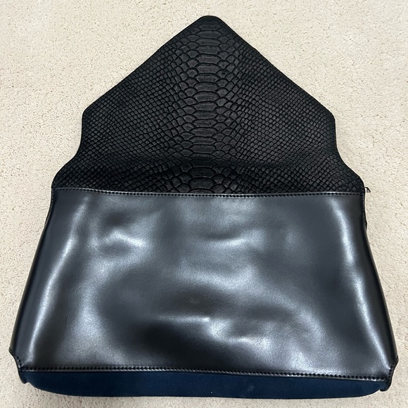 SANDRO CLUTCH - Picture 3 of 4